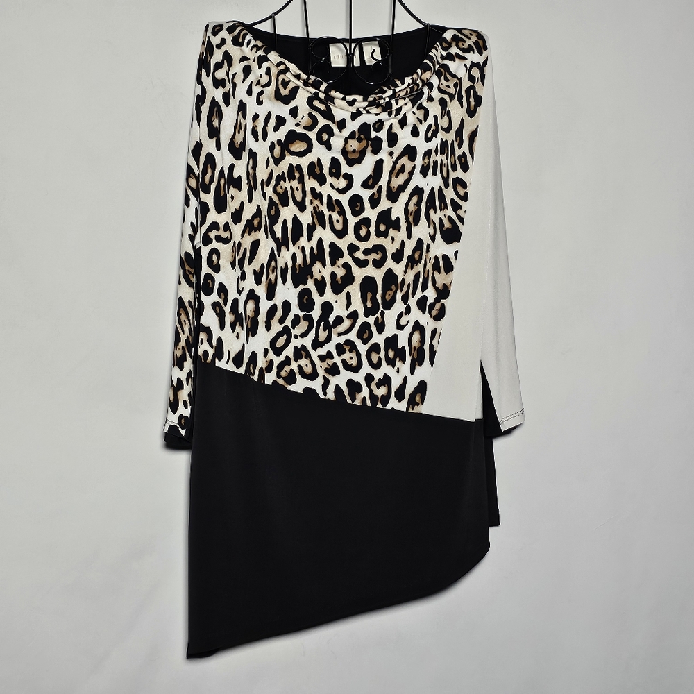 Chico's Black and Cream Asymmetrical Top Size 1 Medium 8